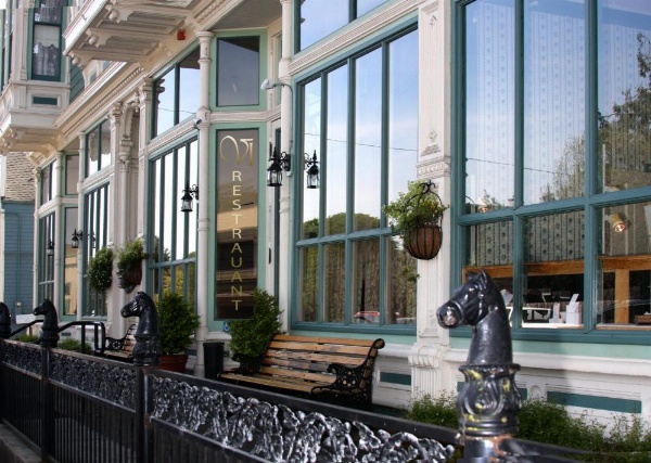 Victorian Inn image 24